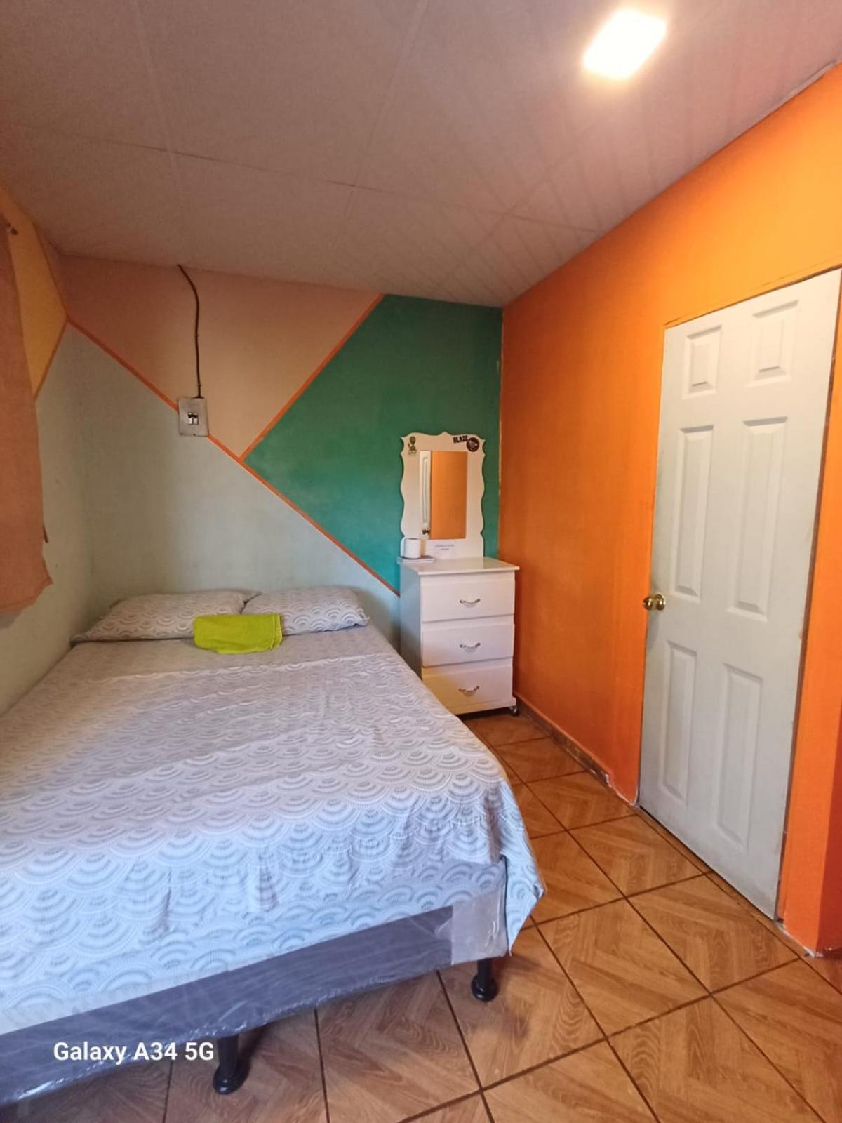 Hostal Nina Oly Tamanique 客房 照片