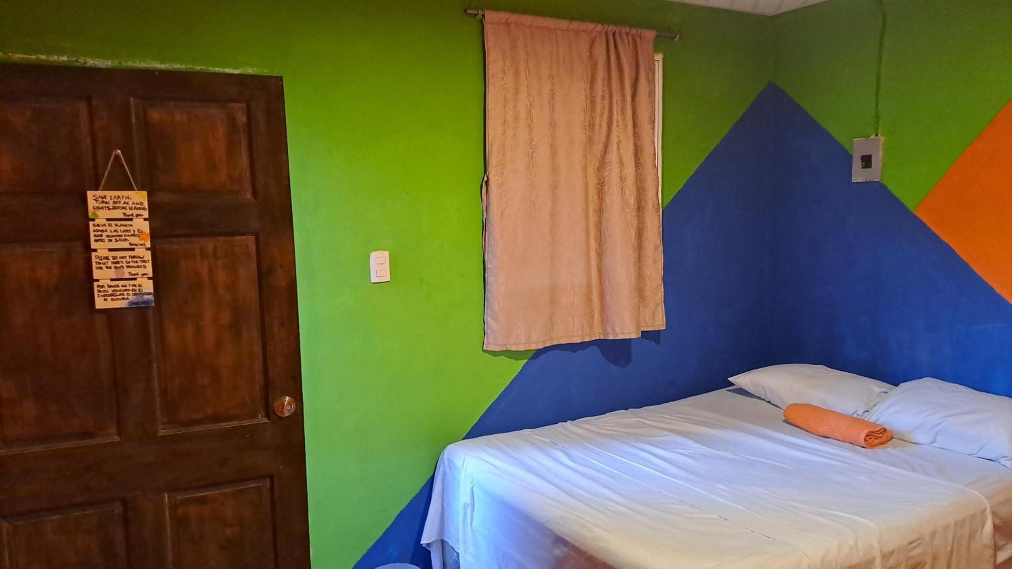 Hostal Nina Oly Tamanique 客房 照片
